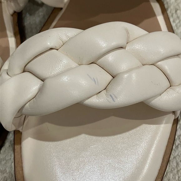 Time and Tru women’s size 7 off White Braided memory foam Sandals - Picture 6 of 14